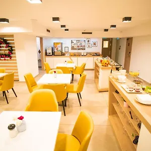 Hotel Kvihotel, Budapest